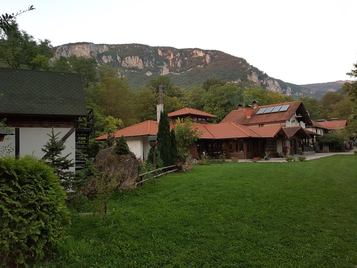 Bed and Breakfast Vodopad Lisine à Strmosten Extérieur photo