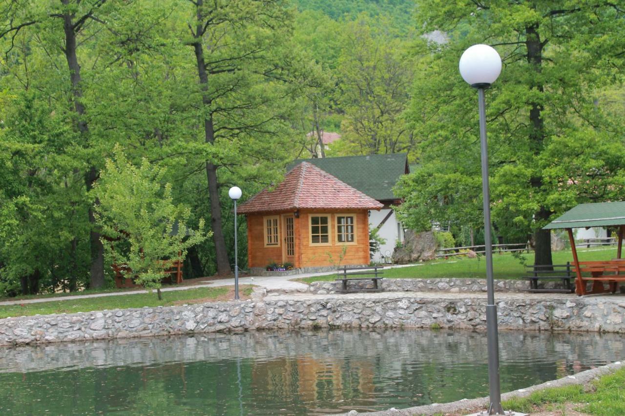Bed and Breakfast Vodopad Lisine à Strmosten Extérieur photo